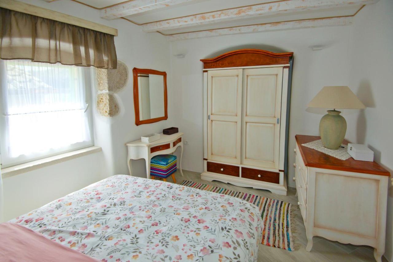 Apartment Sanjin With Sea View バスカ エクステリア 写真
